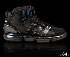 Basketshop.se Adidas TS Beast Commander1