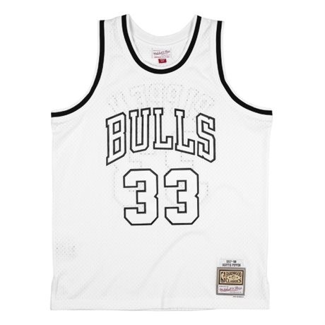 M6N-Hardwood-Classics-Linne-Chicago-Bulls-Scottie-Pippen-Vit-Svart-Fram-Basketshop.se.jpg