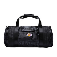 CDFB1236-LALYYPPPBLCK-M-N-La-Lakers-Duffel-Fram-Basketshop.se