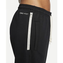 CK6365-010-Nike-Standard-Issue-Sweatpants-Dragkedja-basketshop.se
