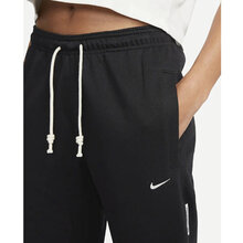 CK6365-010-Nike-Standard-Issue-Sweatpants-Snora-basketshop.se