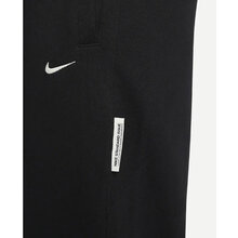 CK6365-010-Nike-Standard-Issue-Sweatpants-Tag-basketshop.se