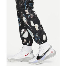 DQ6905-010-Nike-Dri-FIT-Standard-Issue-Trackpants-Mudd-Basketshop.se