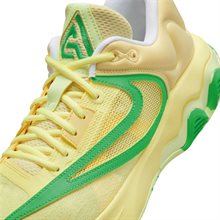Nike Giannis Immortality 3 Soft Yellow/Green Shock