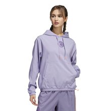 HE1264_3_APPAREL_On-Model_Standard-View_white