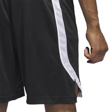HF6732_7_APPAREL_On-Model_Detail-View-2_white
