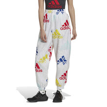 HL2120_3_APPAREL_On-Model_Standard-View_white