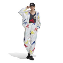 HL2120_6_APPAREL_On-Model_Standard-Outfit-View_white