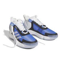 IE9266_6_FOOTWEAR_Photography_Front-Lateral-Top-View_white