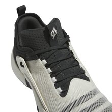IF5609_8_FOOTWEAR_Photography_Detail-View-1_white
